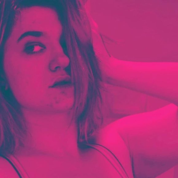 𝙃𝙞, 𝙞𝙩'𝙨 𝙢𝙚 - Picture 1 of 1